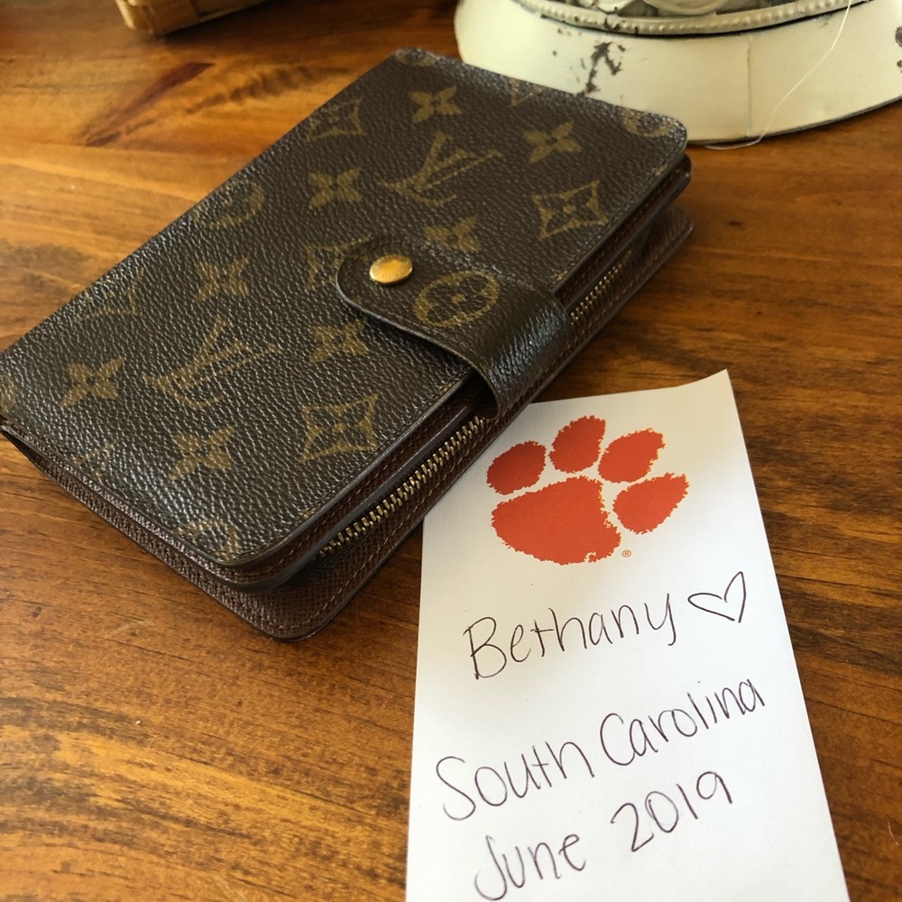 Louis Vuitton Zip Wallet